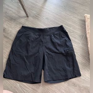 Women’s Shorts- 3 pairs!!!
